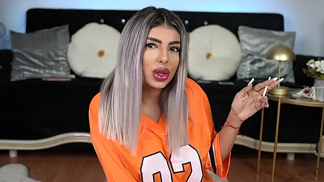 emma goodess  online show from 03.07.25