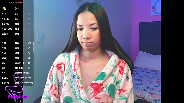 Snapshot of SallyWhitee chatting on 12.02.25 SallyWhitee online show from 12.02.25