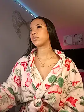 SallyWhitee online show from 04.01.26