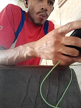 Mineirinho043 online show from 03.14.25