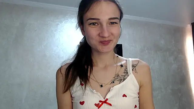 RoyalDessertt online show from 12.04.25