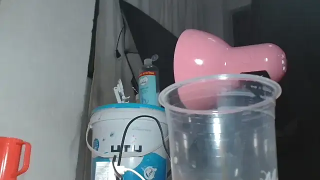 Snapshot of Cuddle_Bear chatting on 10.25.25 Cuddle Bear online show from 10.25.25