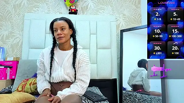 dafnnelewis online show from 03.25.26