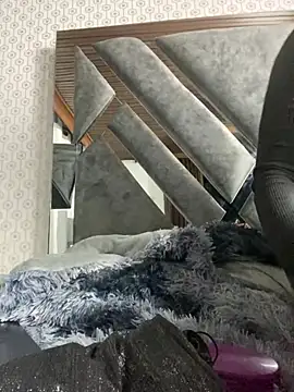 Maggie Geller online show from 02.15.25