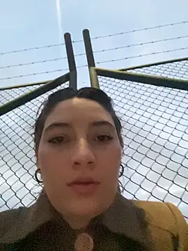 Maggie Geller online show from 10.27.25