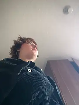 Snapshot of Maggie_Geller chatting on 02.21.26 Maggie Geller online show from 02.21.26