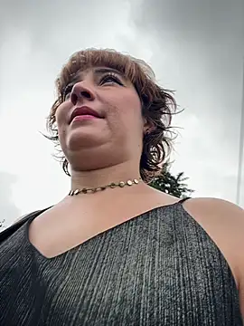 Snapshot of Maggie_Geller chatting on 02.24.26 Maggie Geller online show from 02.24.26