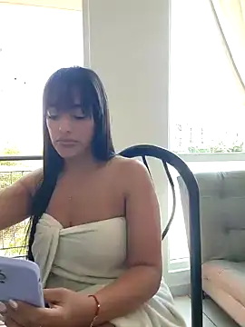 Snapshot of MarianaGiiiL chatting on 09.22.25 MarianaGiiiL online show from 09.22.25