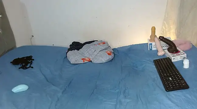 Said hot01 online show from 03.14.25