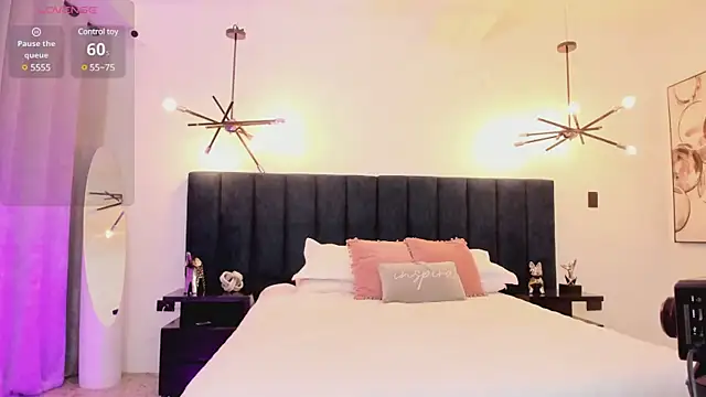 nattashaa7 online show from 02.14.25