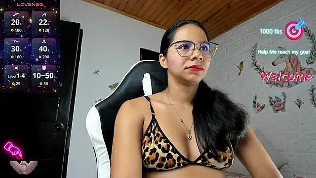 alisson hoffman05 online show from 11.29.25