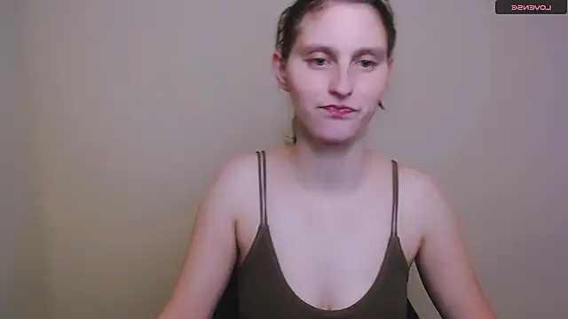 AdrianaRich  online show from 02.05.25