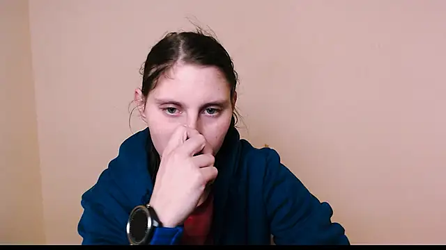 AdrianaRich  online show from 02.13.25