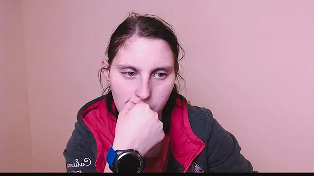 AdrianaRich  online show from 02.14.25