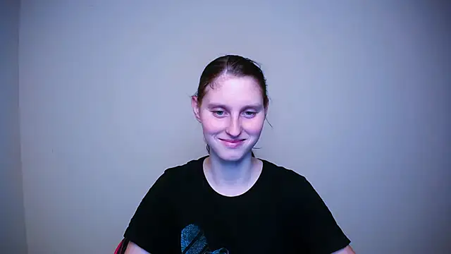 AdrianaRich  online show from 02.25.25