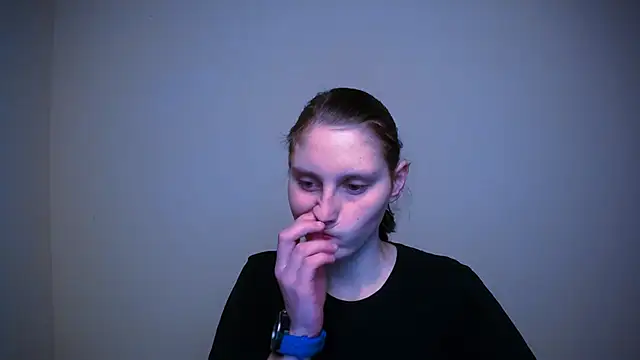 AdrianaRich  online show from 02.26.25