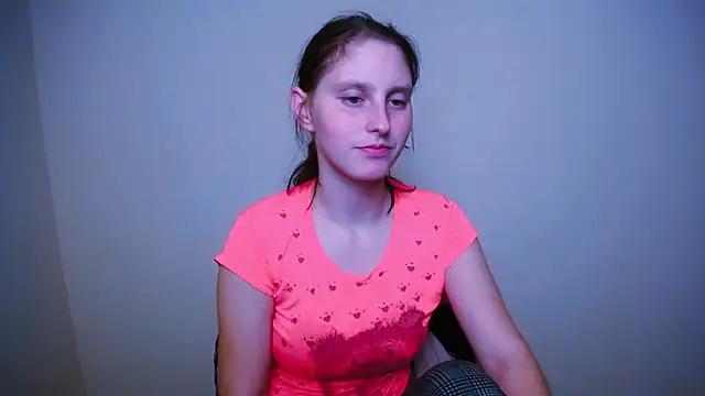 AdrianaRich  online show from 03.05.25