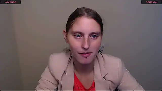 AdrianaRich  online show from 09.19.25