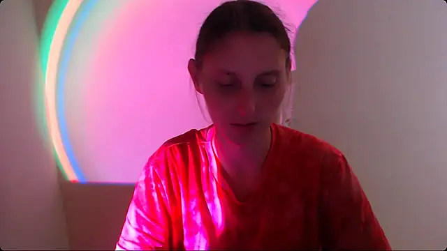 AdrianaRich  online show from 09.26.25