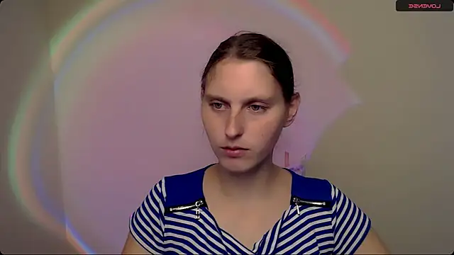 AdrianaRich  online show from 09.30.25