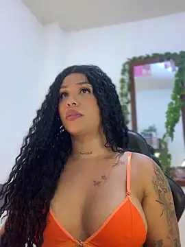 Snapshot of tinalove7 chatting on 11.28.25 tinalove7 online show from 11.28.25