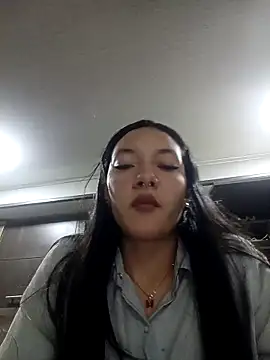 CuteHarper online show from 03.15.25