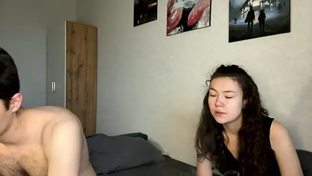 Tw1nFlame online show from 11.18.25