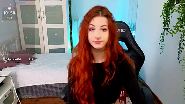 Katy diamond  online show from 02.19.25