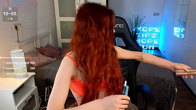 Katy diamond  online show from 03.21.25