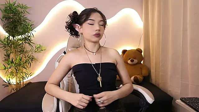 xamixa  online show from 09.29.25