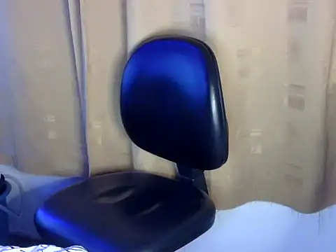 Snapshot of venusfranco_94 chatting on 04.25.26 venusfranco 94 online show from 04.25.26
