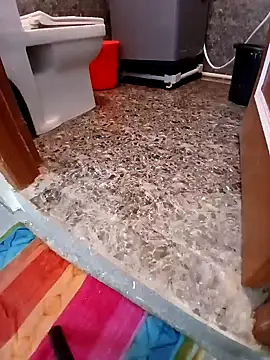 Snapshot of liza201111 chatting on 02.13.25 liza201111 online show from 02.13.25