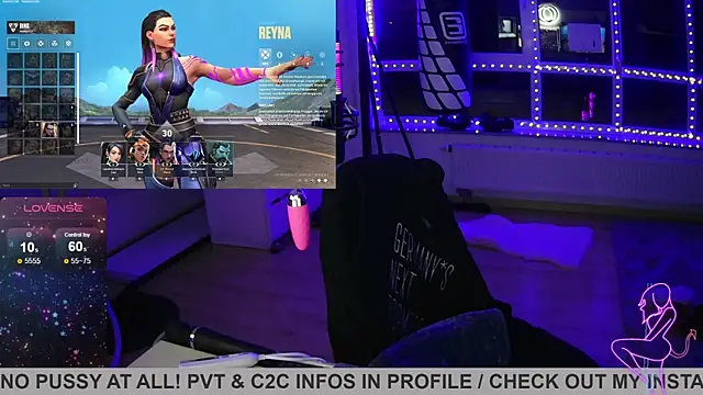 Snapshot of Gamergirl-Linela chatting on 02.10.25 Gamergirl-Linela online show from 02.10.25