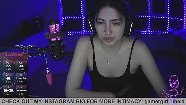 Snapshot of Gamergirl-Linela chatting on 09.14.25 Gamergirl-Linela online show from 09.14.25