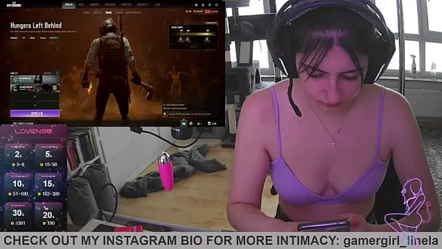 Snapshot of Gamergirl-Linela chatting on 10.04.25 Gamergirl-Linela online show from 10.04.25