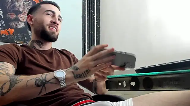 Luke davis01 online show from 03.14.25