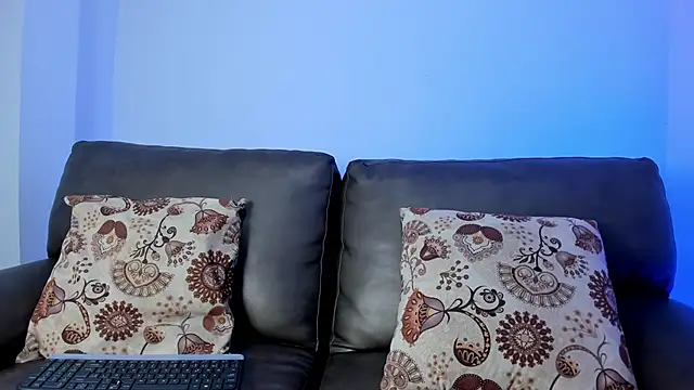 Sara Falak online show from 03.11.25