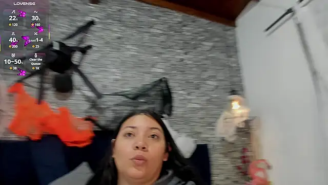 Snapshot of Sophia_Brunett chatting on 10.23.25 Sophia Brunett online show from 10.23.25