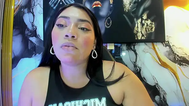 Snapshot of Sophia_Brunett chatting on 11.08.25 Sophia Brunett online show from 11.08.25