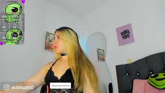 Snapshot of Vickyallien chatting on 03.05.26 Vickyallien online show from 03.05.26