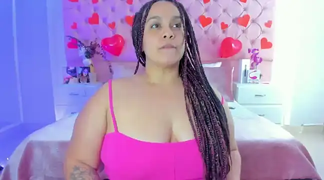 Snapshot of KourtneyEvans chatting on 02.19.25 KourtneyEvans online show from 02.19.25