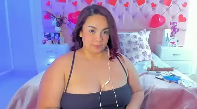 Snapshot of KourtneyEvans chatting on 02.21.25 KourtneyEvans online show from 02.21.25