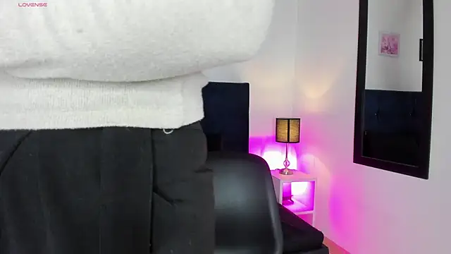  michonne  online show from 03.04.25