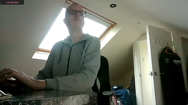 AdmiredThirty online show from 12.14.25