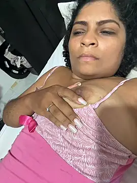 Snapshot of Tana_latin chatting on 04.18.26 Tana latin online show from 04.18.26