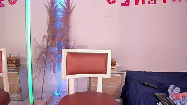 Snapshot of kassandra_Lara chatting on 02.20.25 kassandra Lara online show from 02.20.25
