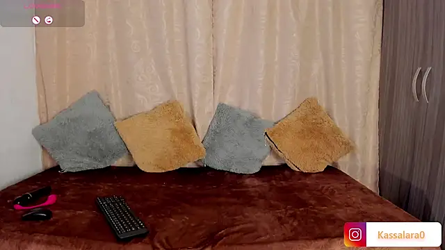Snapshot of kassandra_Lara chatting on 09.19.25 kassandra Lara online show from 09.19.25