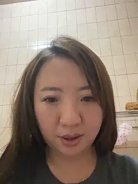 Snapshot of Hannababy_ chatting on 10.03.25 Hannababy online show from 10.03.25