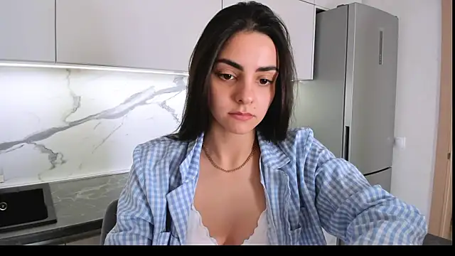 EmiliaZen online show from 02.11.25