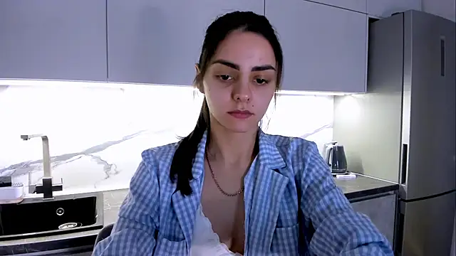 EmiliaZen online show from 02.20.25